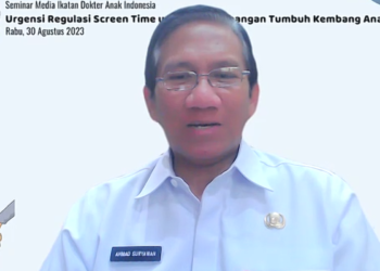 Membatasi kecanduan waktu layar anak bisa dimulai dari orang tua