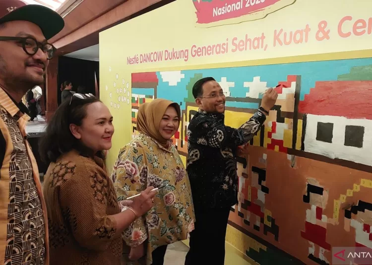 Dancow stimulasi keterampilan anak lewat festival menggambar