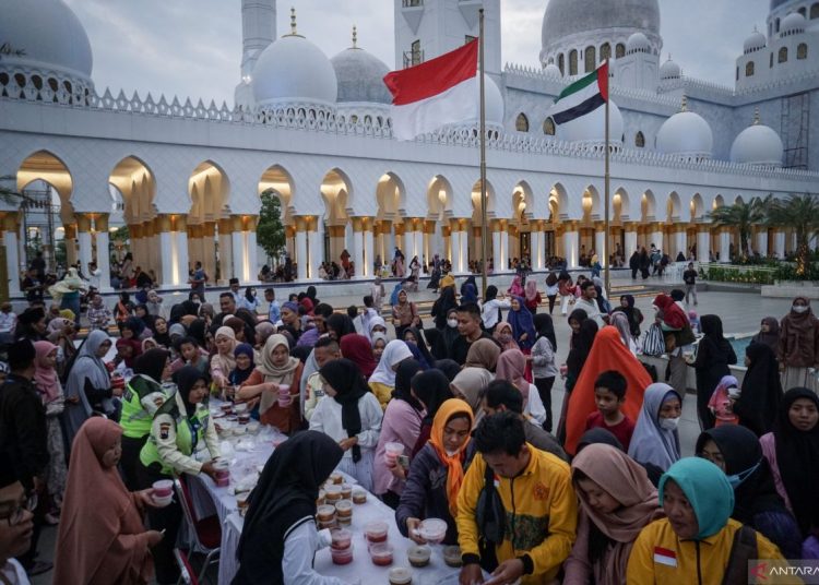 Niat puasa Senin Kamis lengkap Arab dan latin serta artinya