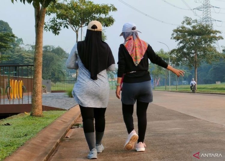 Jalan kaki dan bersepeda bantu jaga kebugaran usai beribadah haji