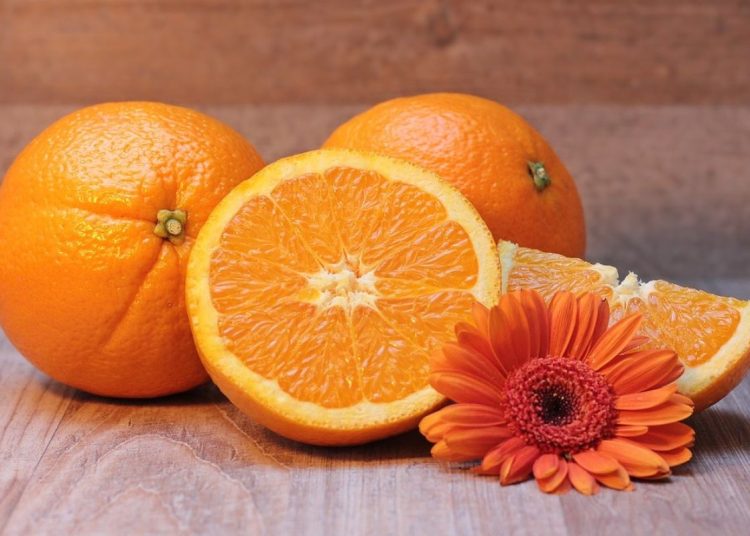 10 buah dengan kandungan vitamin C terbaik untuk tubuh