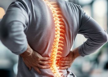 Mengenal bedah endoskopi spinal untuk atasi masalah tulang belakang