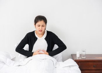 Penyebab Sakit Maag Bukan Hanya Karena Telat Makan, Kenali Penyebab, dan Tips Terhindar Dari Maag